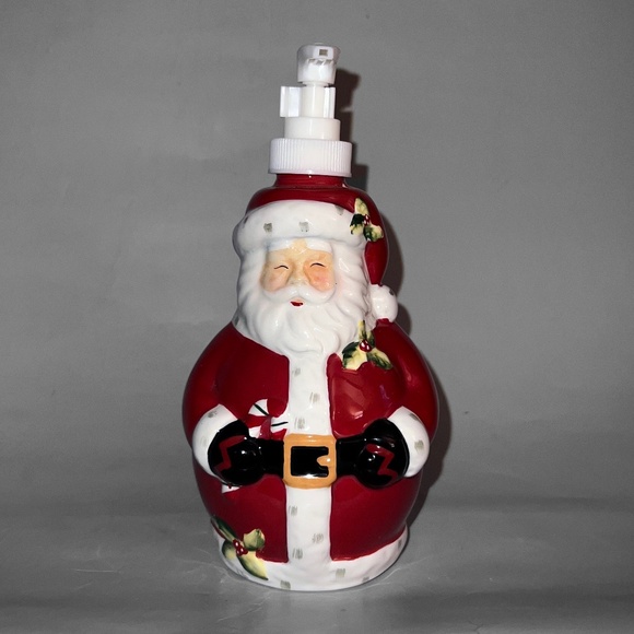 Santa Claus Soap Dispenser - Picture 1 of 7